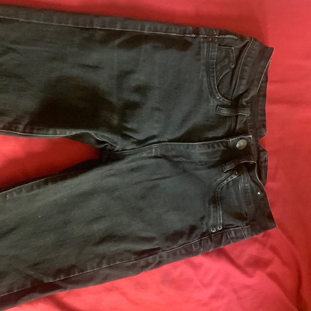 Black skinny jeans